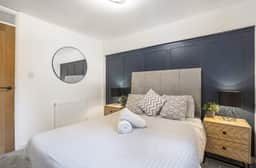 9 Murano  Place