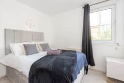 19/2 Stead's Place