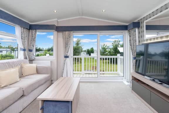 16 Roxburgh