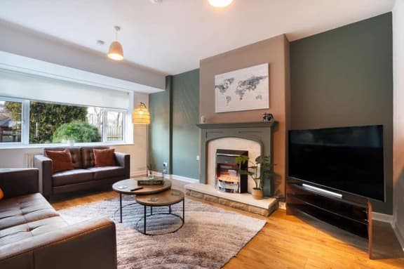 22 Mayfield Gardens